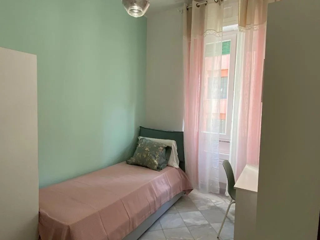 Apartmán Superior Apt Next Colosseo A/C Wo Fi 3 Bedrooms Řím Itálie